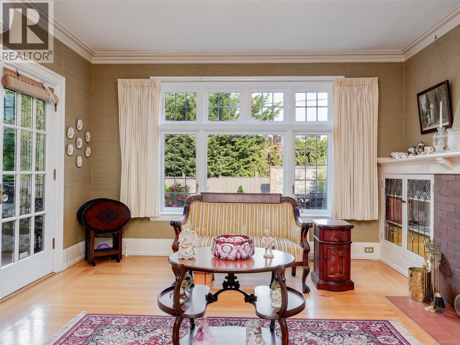 3000 Uplands Rd - 13