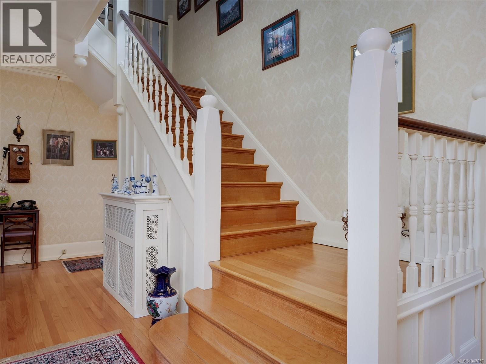 3000 Uplands Rd, Oak Bay