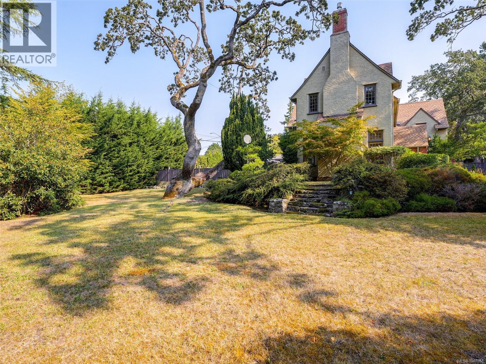 3000 Uplands Rd - 25