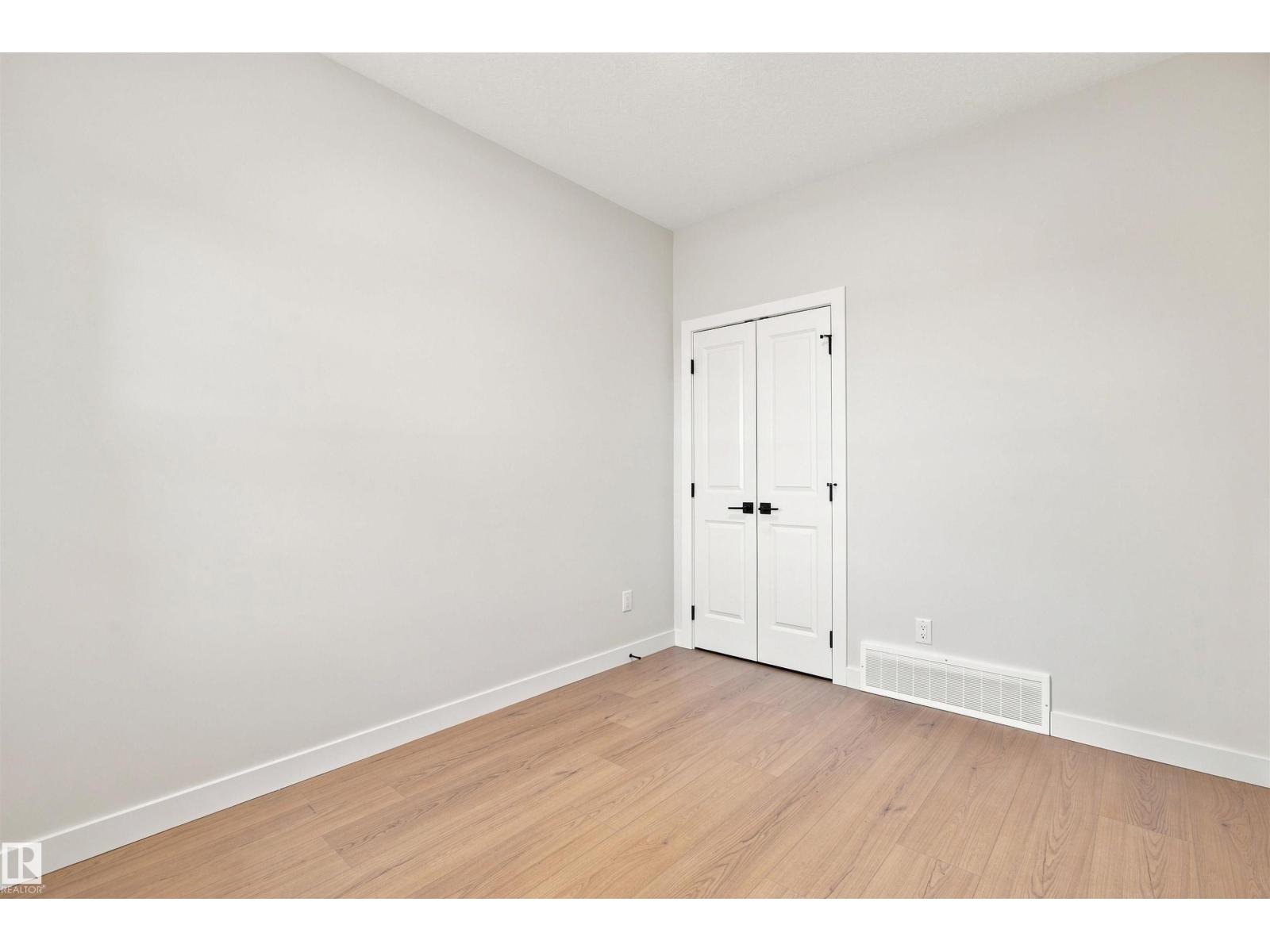 10462 104 ST - Image 6