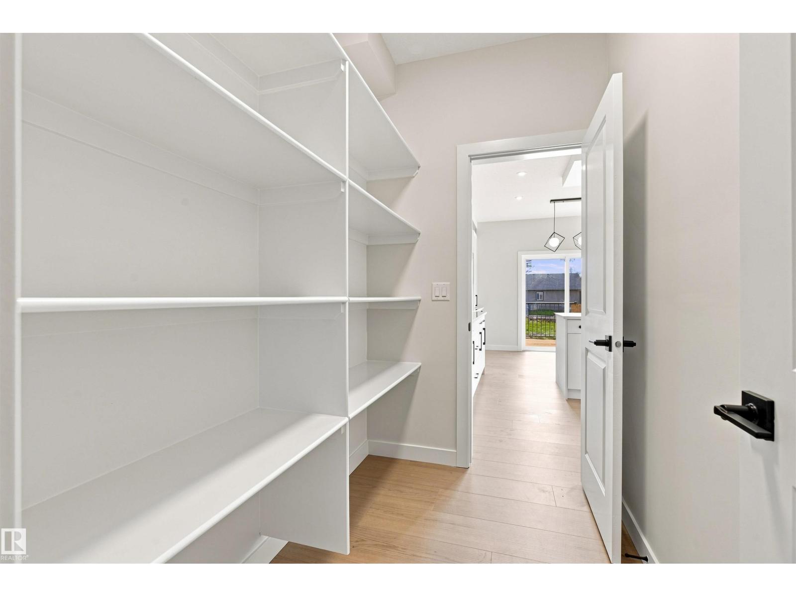 10462 104 ST - Image 16