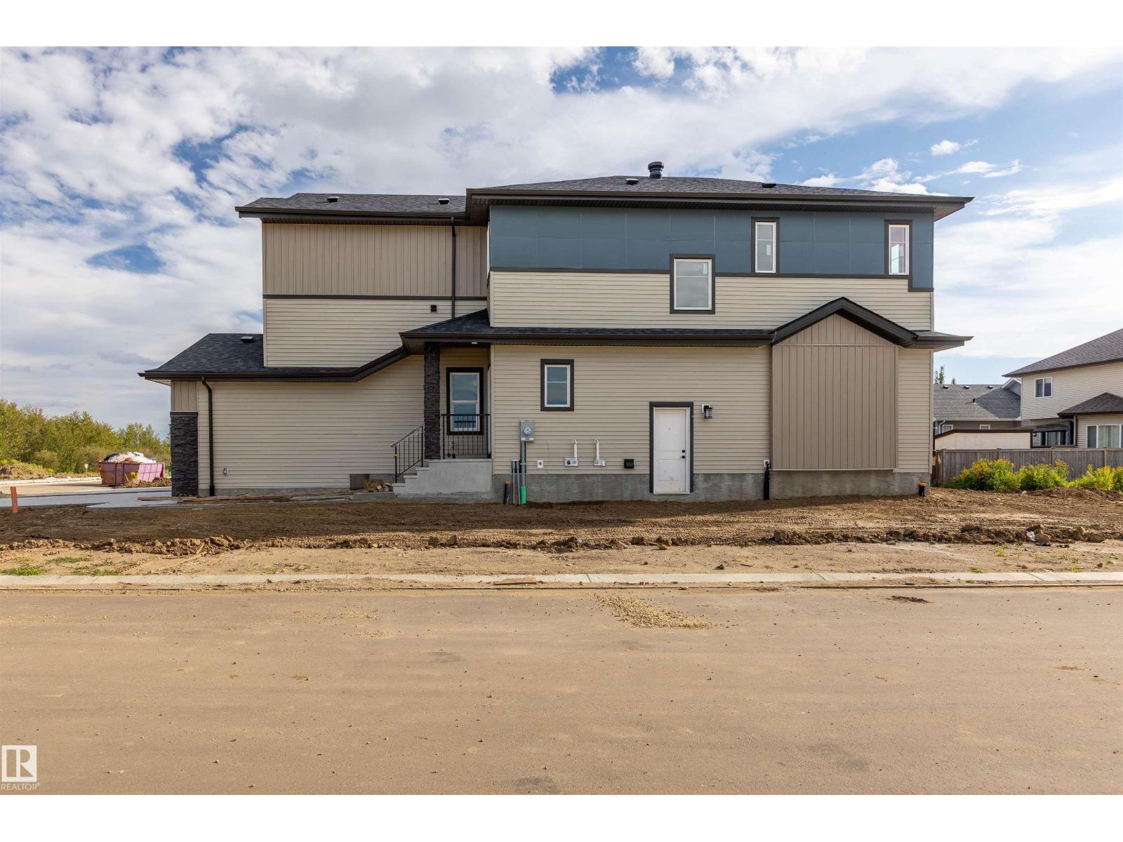 10462 104 ST - 42
