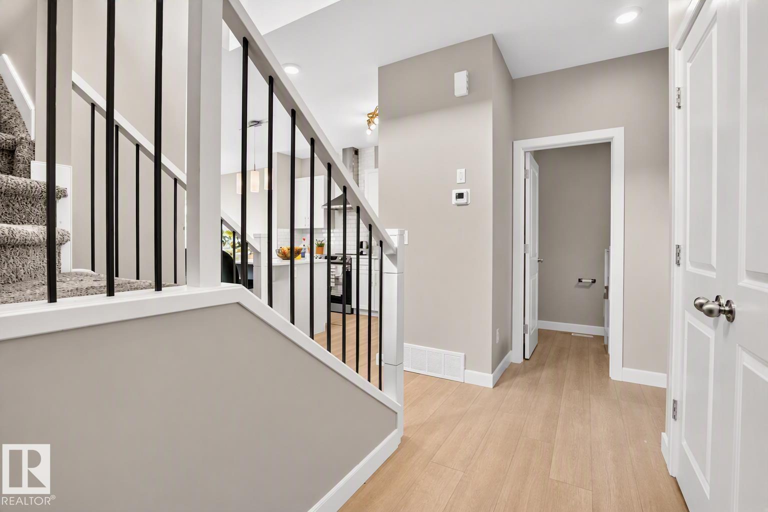 Property photograph 5 for MLS E4504430