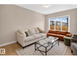 9412 Pear Cr Sw, Edmonton, AB T6X2Z4 Photo 11