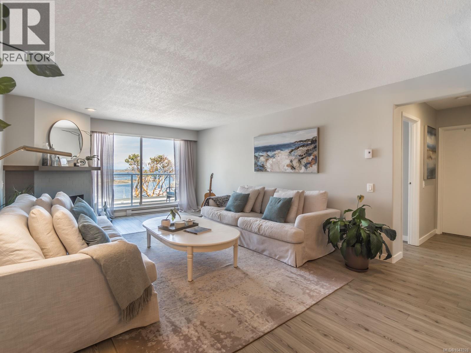 #404 3555 Outrigger Rd - Image 5