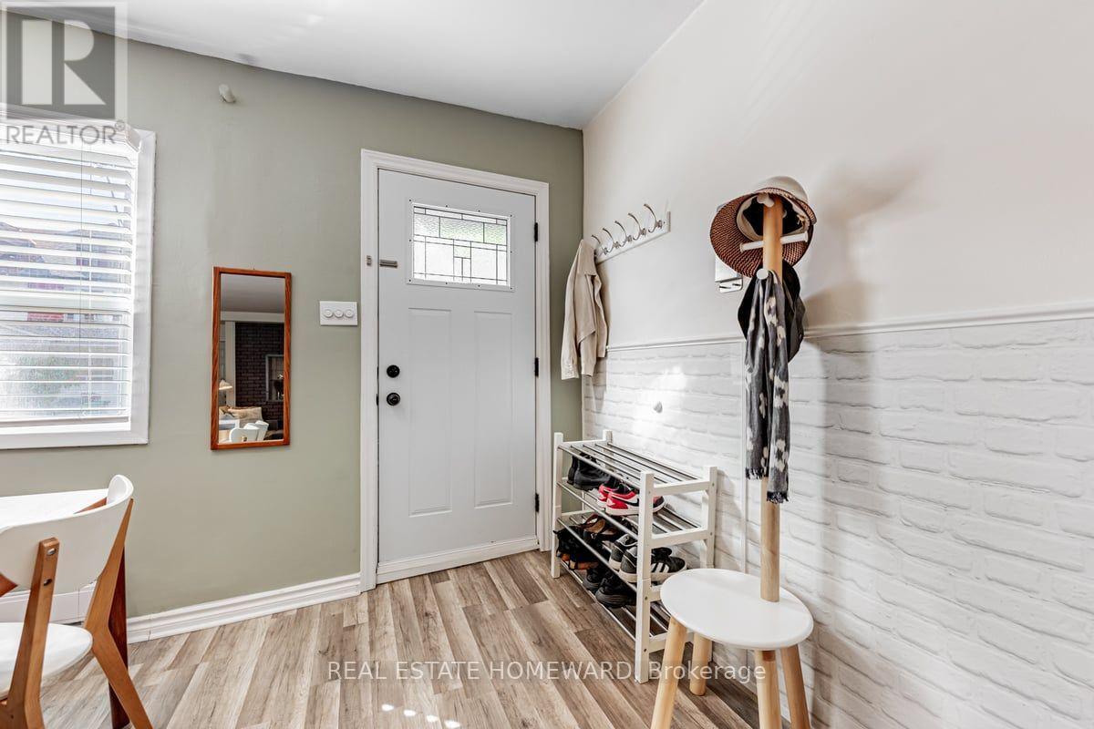 111 JONES AVENUE - 3