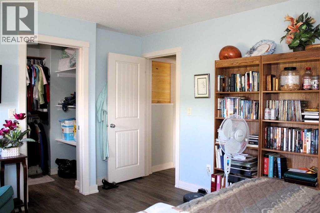 128 12 Ave NE - Image 20