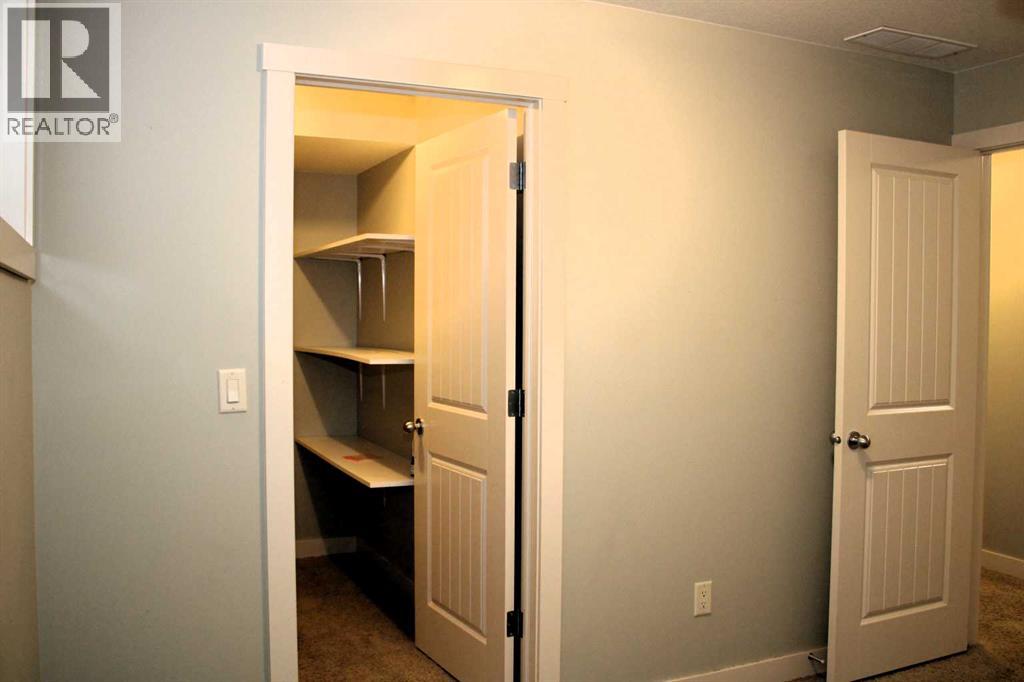 128 12 Ave NE - Image 30