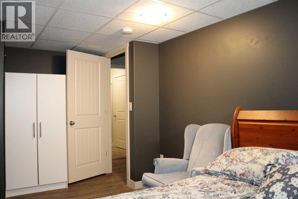128 12 Ave NE - Image 31