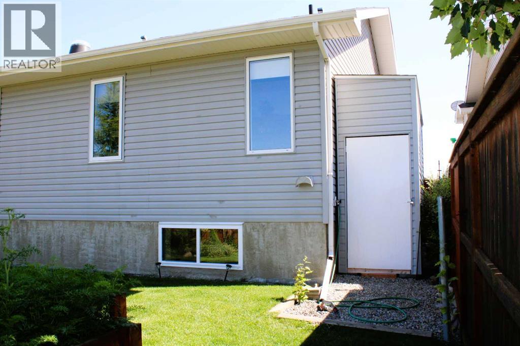 128 12 Ave NE - Image 48
