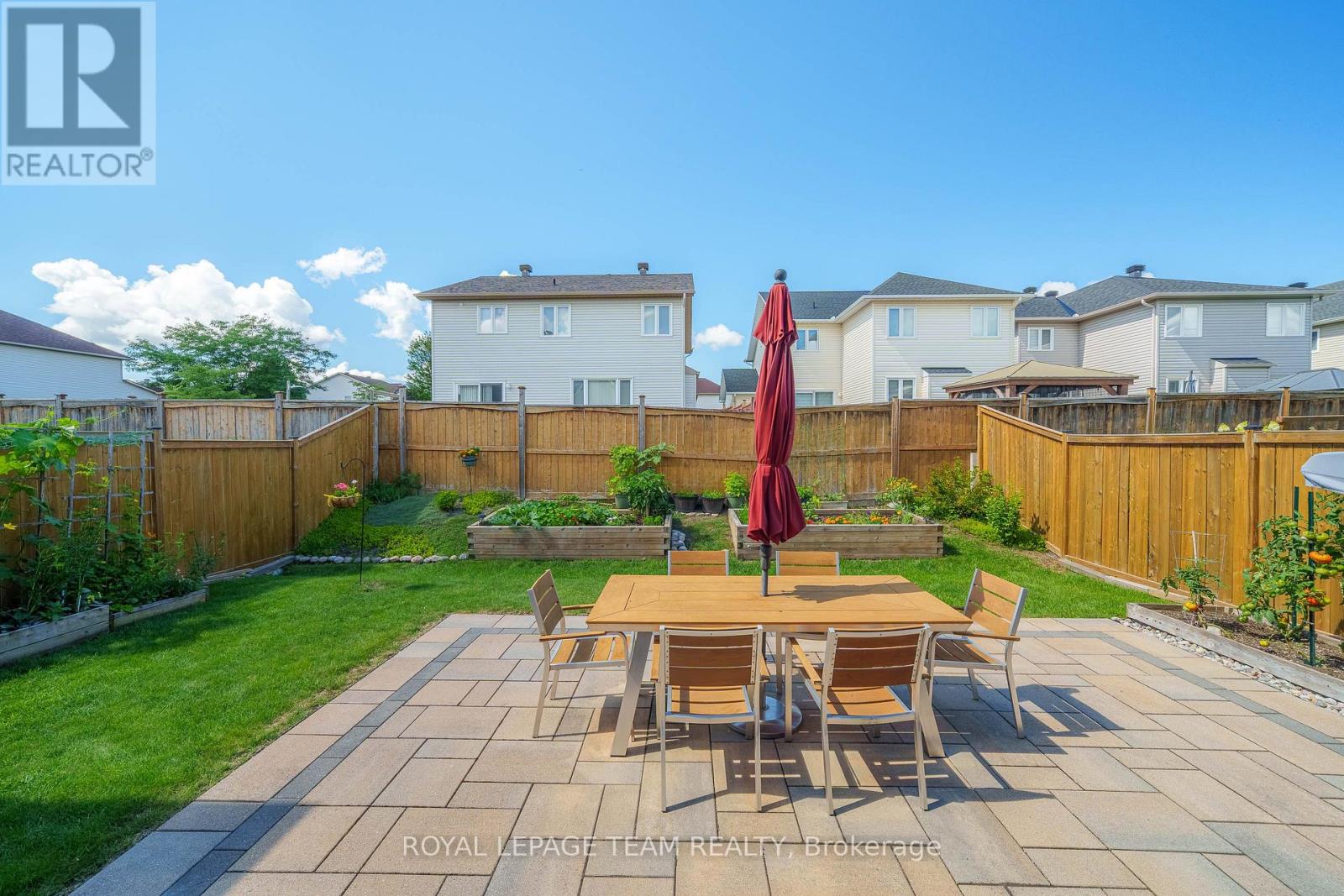 607 PARADE DRIVE - Image 44