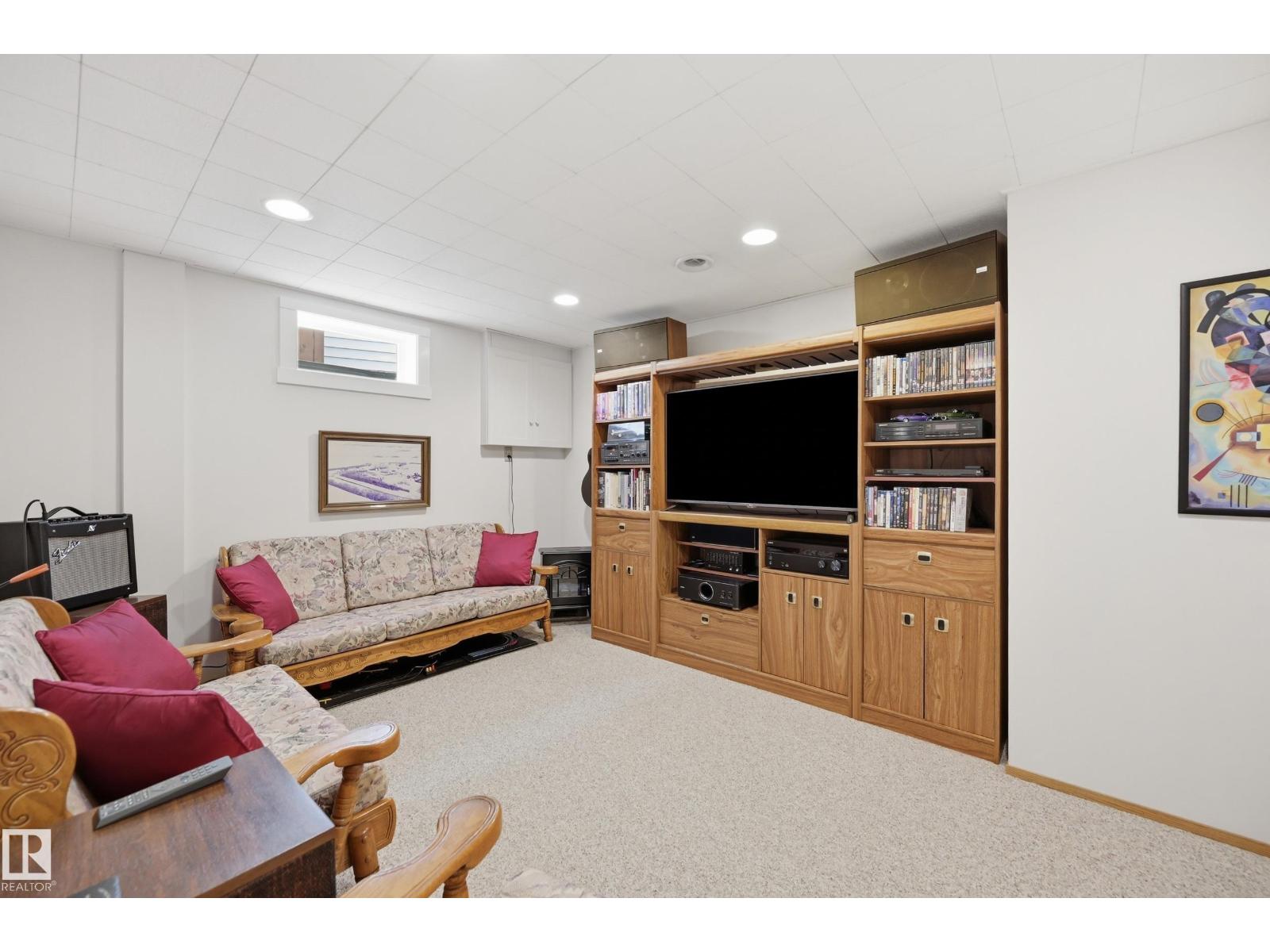 365 Kline CR NW - Image 32