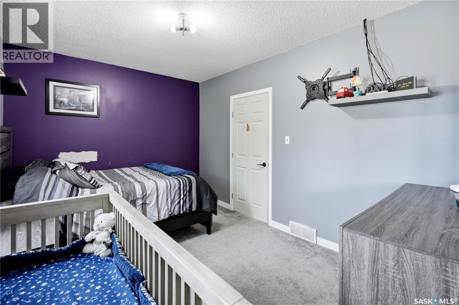 1191 1st AVENUE NE - Image 24