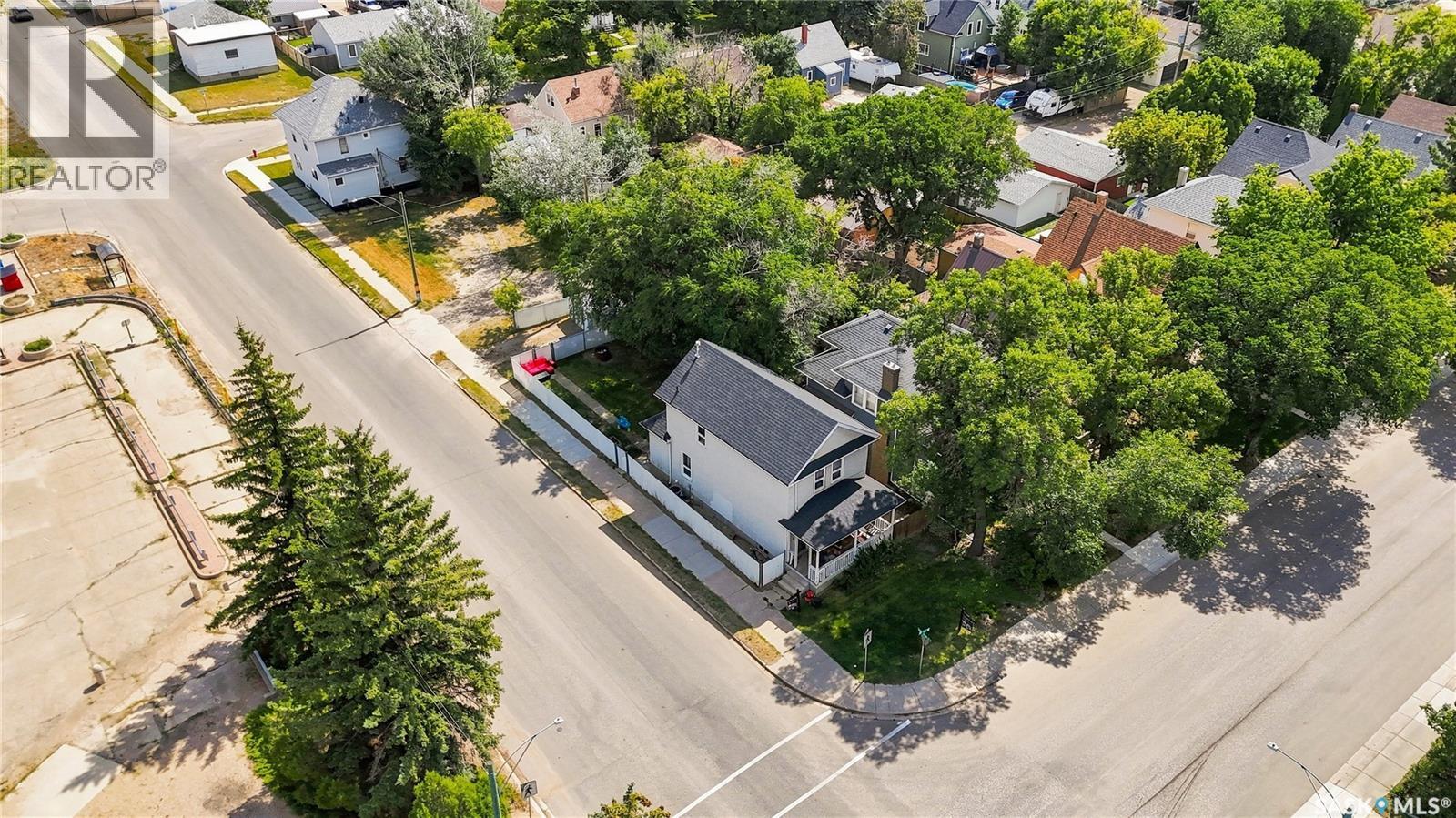 1191 1st AVENUE NE - 55