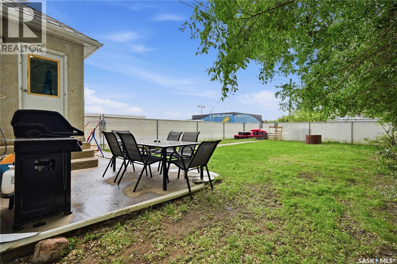 1191 1st AVENUE NE - Image 37