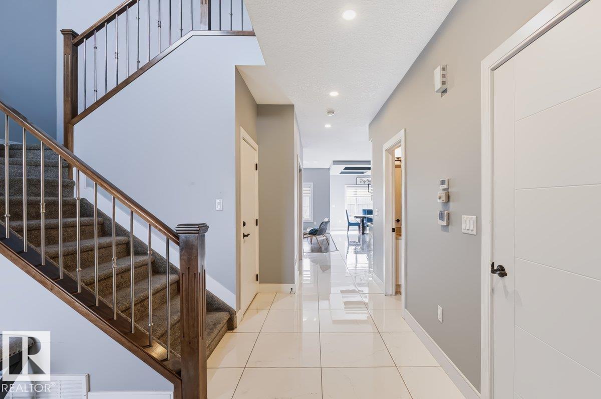 527 MERLIN LD NW - Image 3