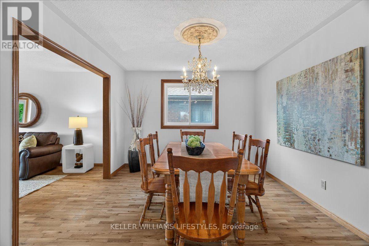 4 bedroom Single Family interior view, 1364 Webster Street, London East (East D), Ontario