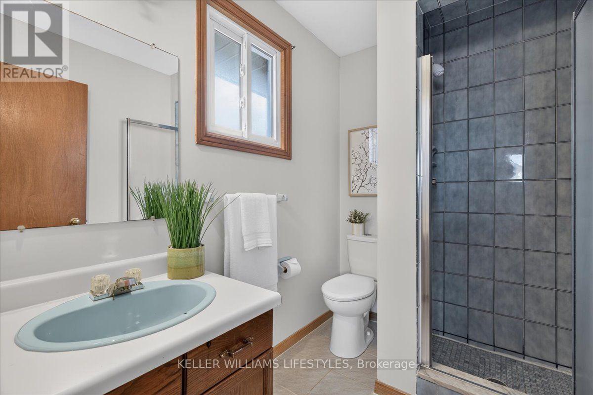4 bedroom Single Family interior view, 1364 Webster Street, London East (East D), Ontario