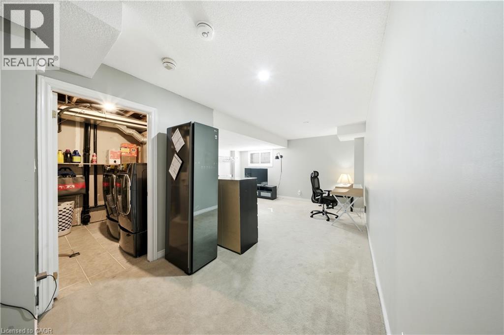 6 PURPLE FINCH Court - 13
