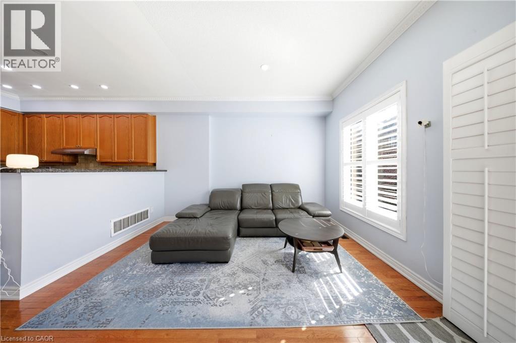 6 PURPLE FINCH Court - 23