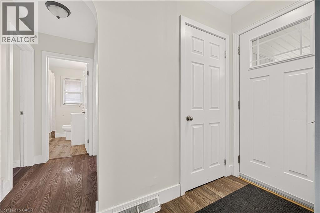 18 WILLOWDALE Street - Image 17