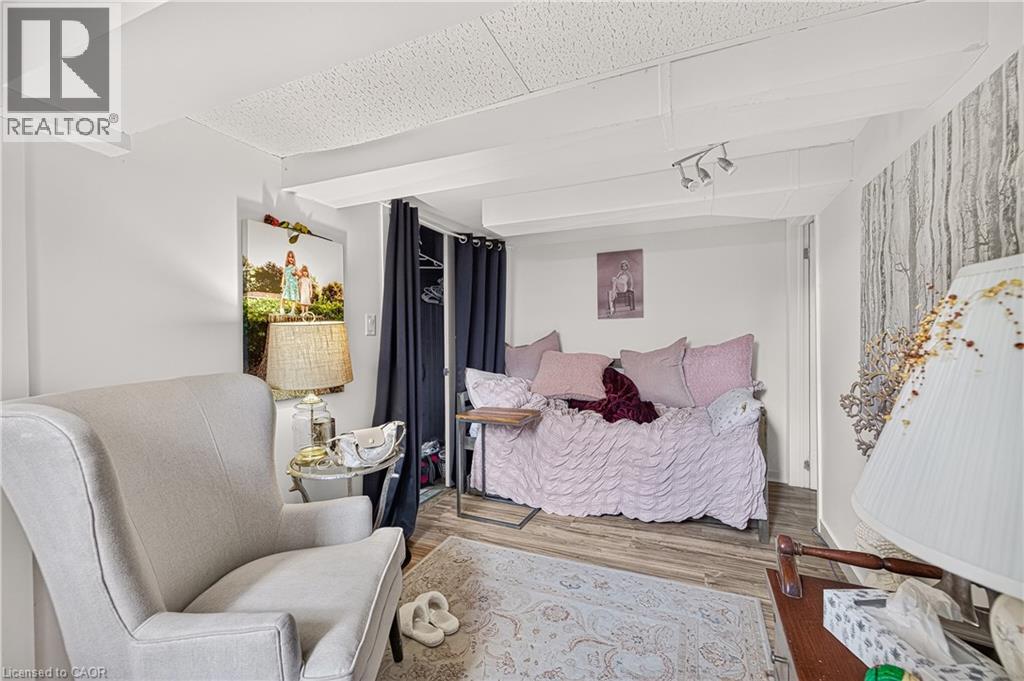 18 WILLOWDALE Street - Image 22