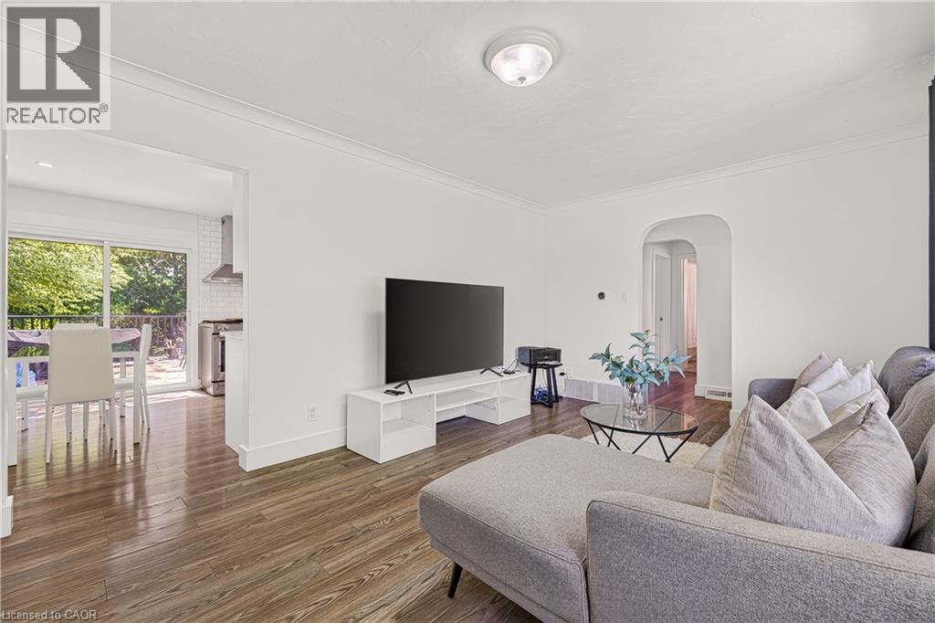 18 WILLOWDALE Street - Image 6