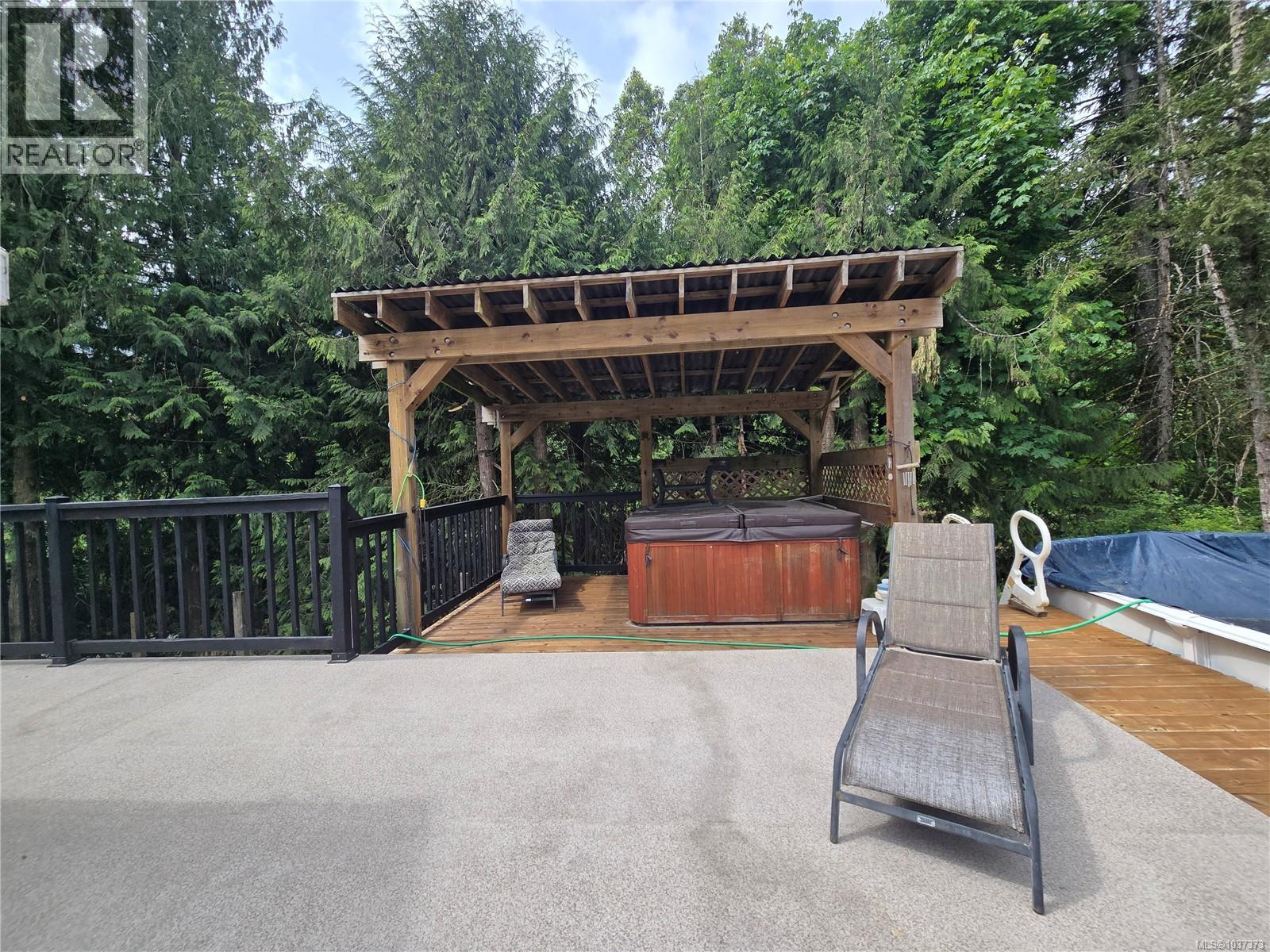 3271 Thain Rd - Image 37