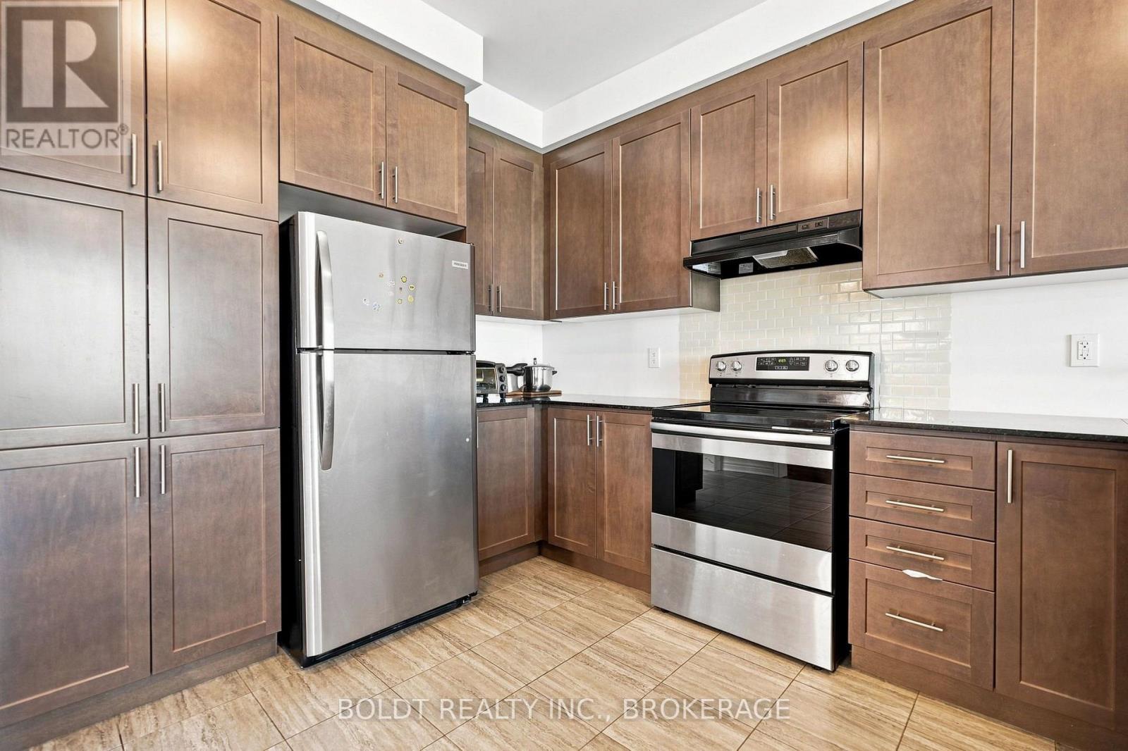 85 HOMESTEAD WAY - Image 10