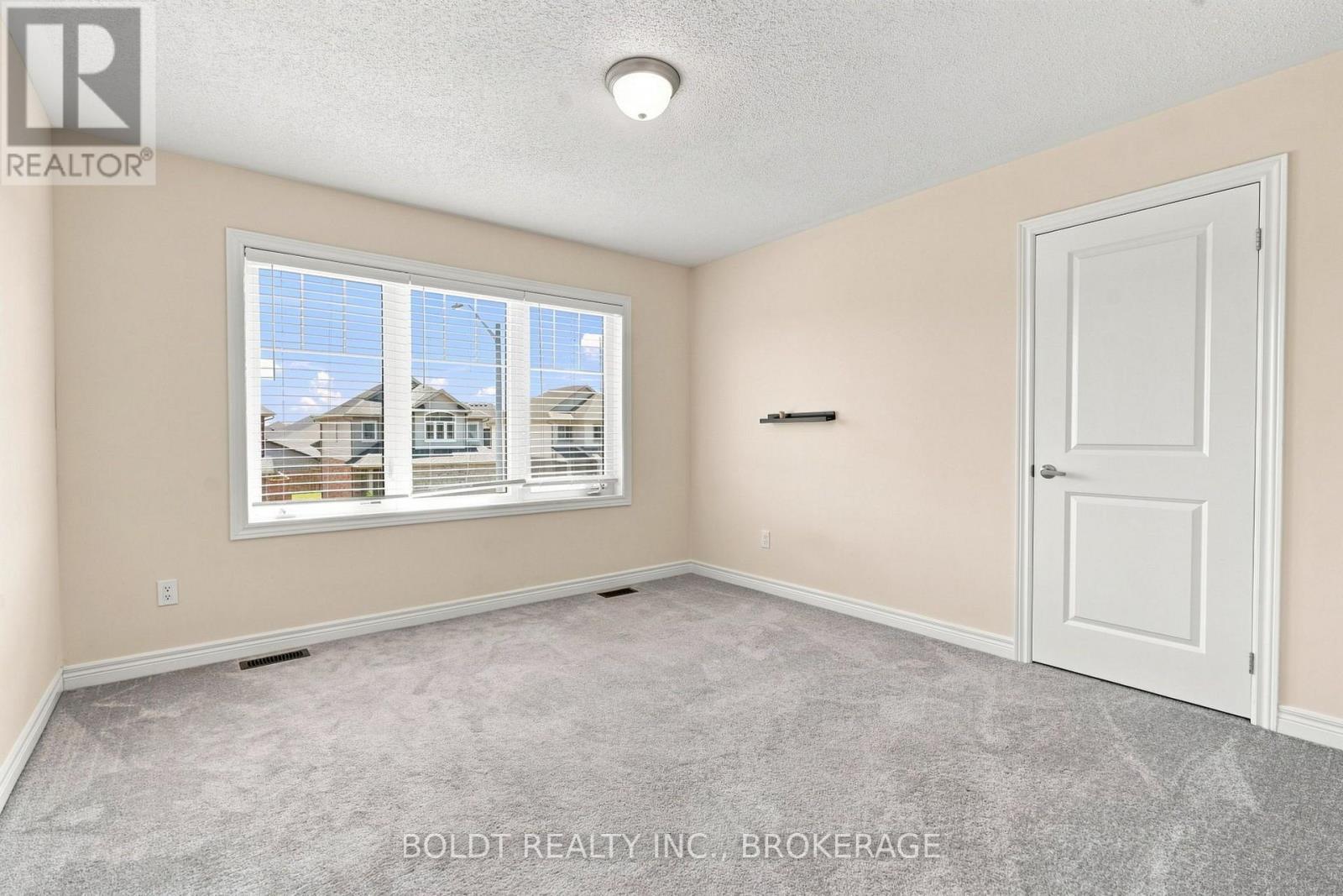 85 HOMESTEAD WAY - 22