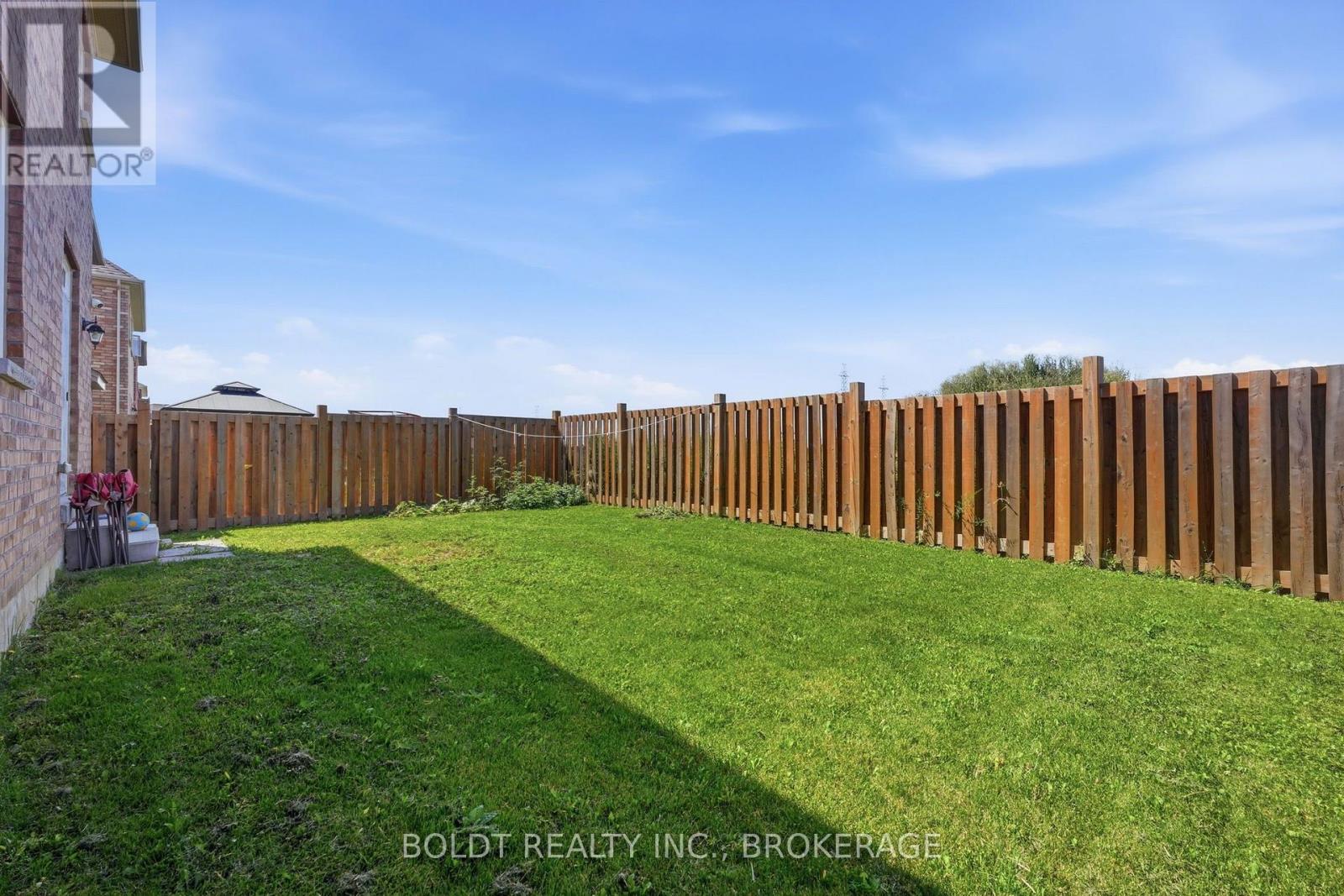 85 HOMESTEAD WAY - Image 38