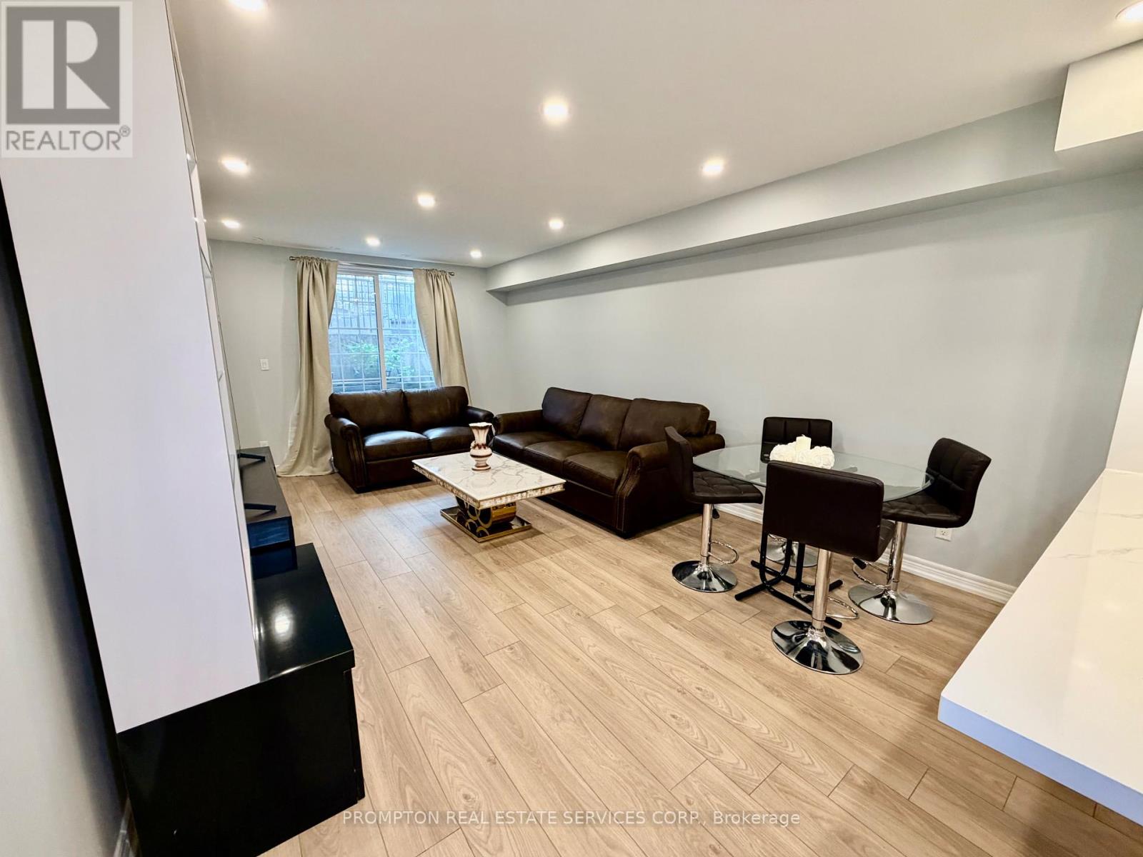 285 ANTIBES Unit 11 photo 5