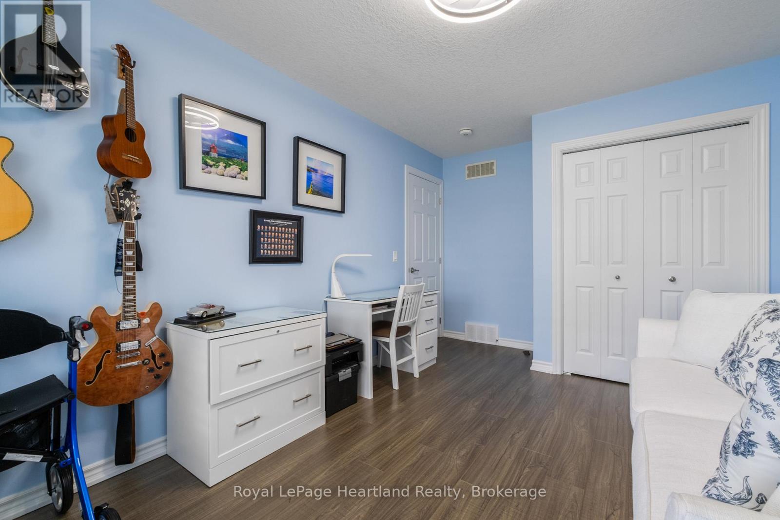 8 WINDWARD WAY N - Image 17
