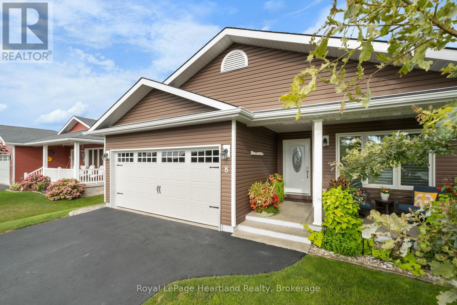 8 WINDWARD WAY N - 39