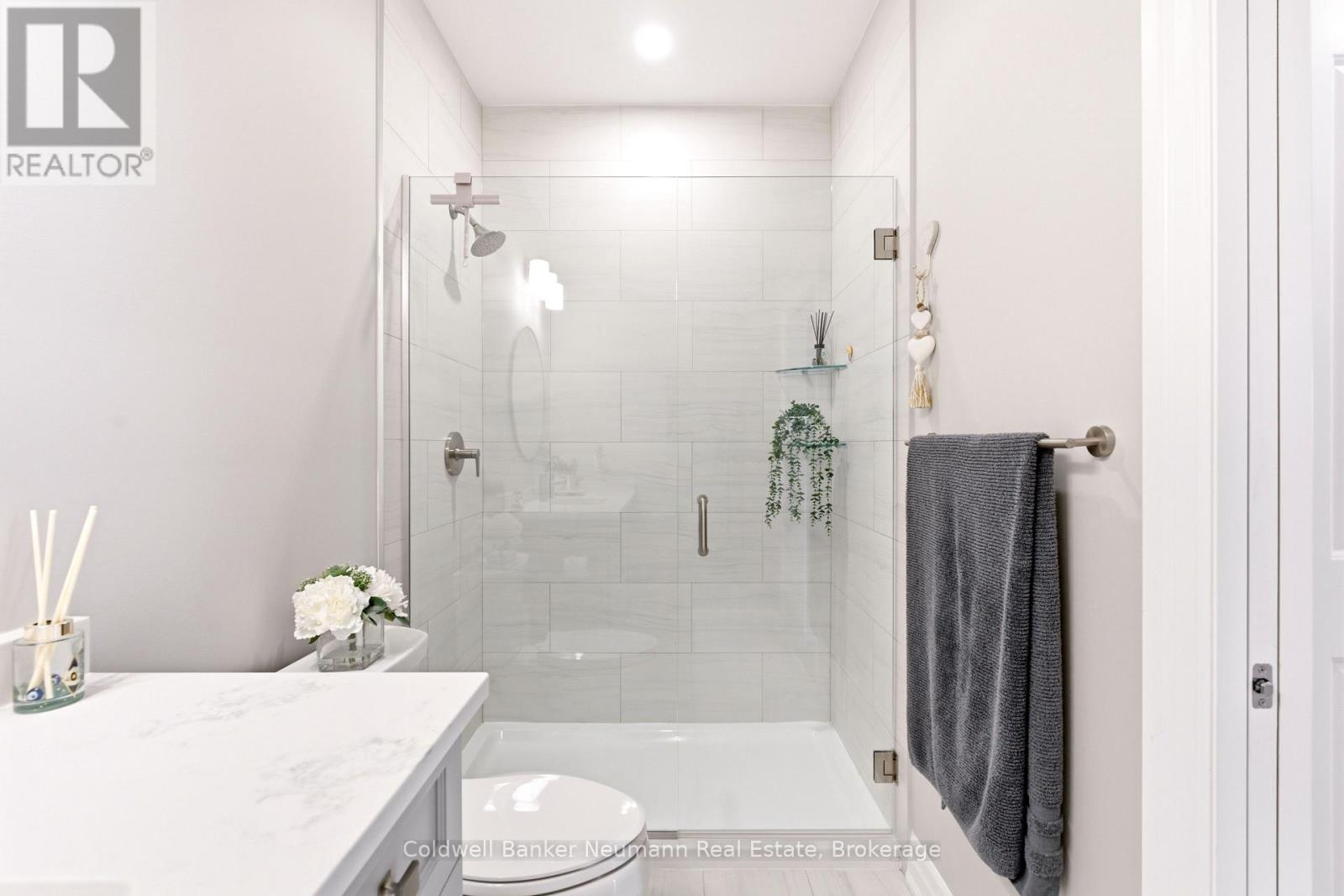 #401 1880 GORDON STREET - Image 21