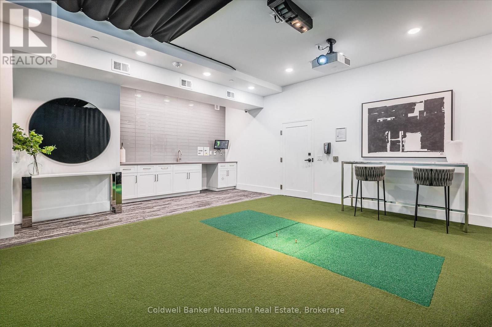 #401 1880 GORDON STREET - 49