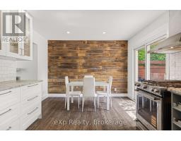 Kitchen - 18 Willowdale Street, Brantford, ON N3T5L7 Photo 9