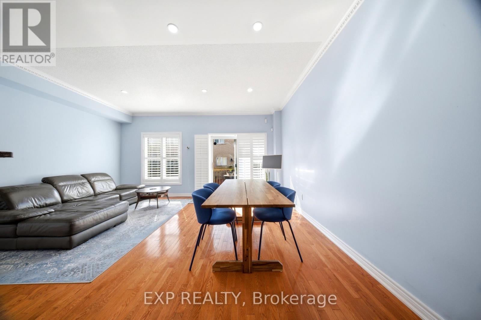 6 PURPLE FINCH COURT - 21