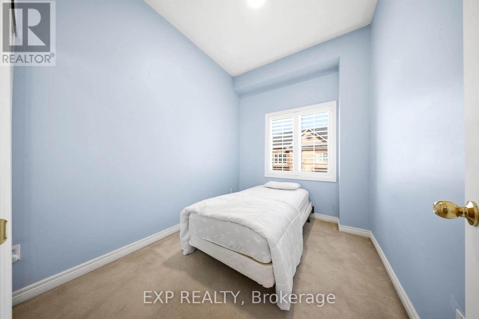 6 PURPLE FINCH COURT - 34