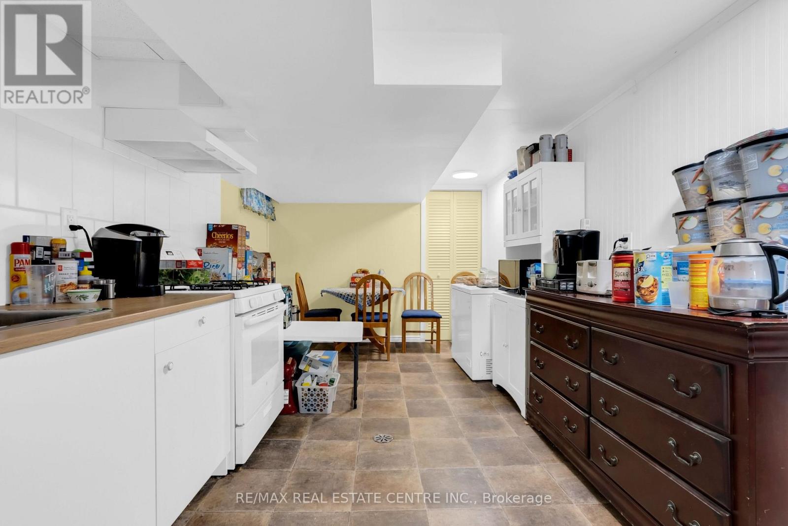 4448 MITCHELL AVENUE - 36