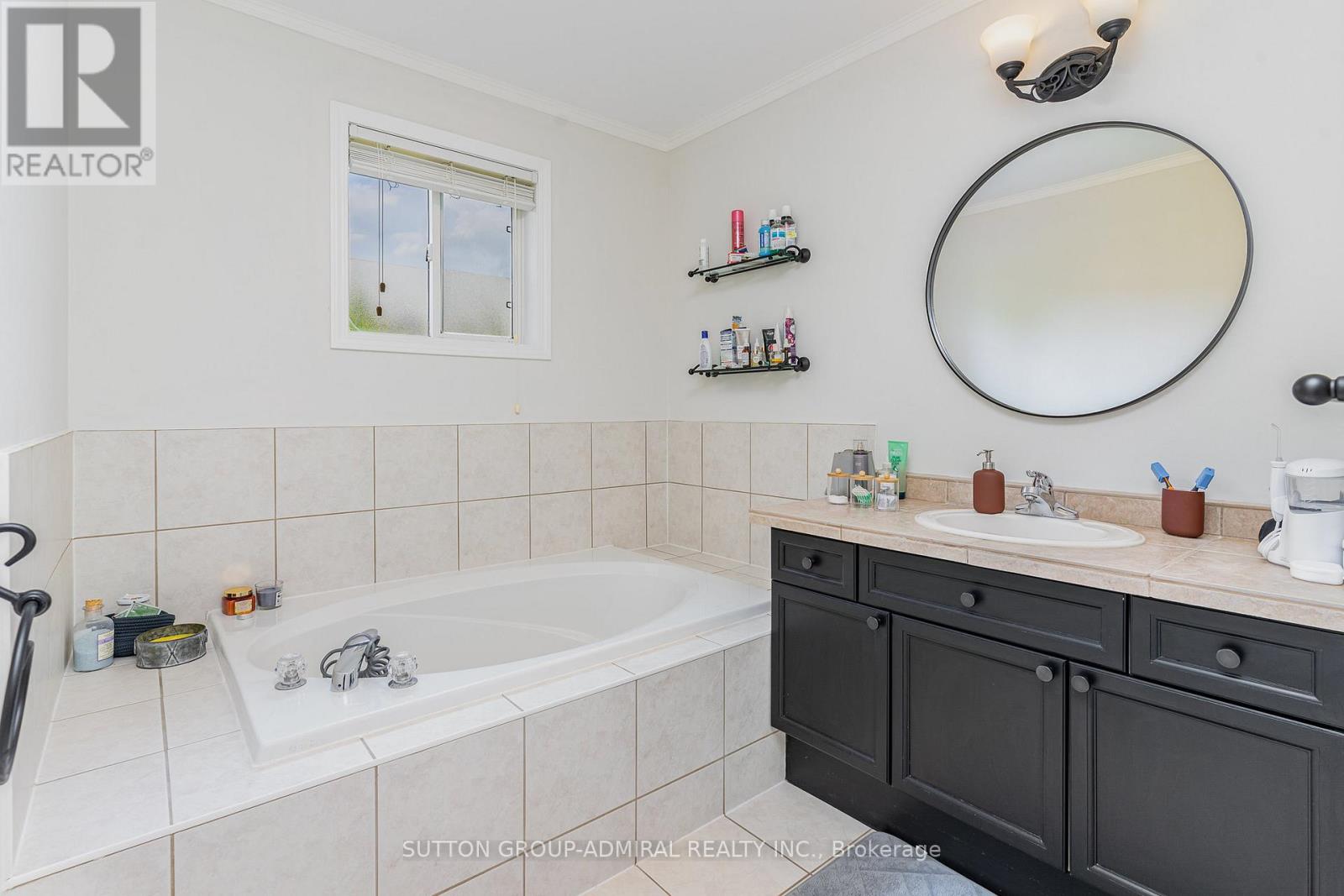 2225 AMBERGLEN COURT - Image 26