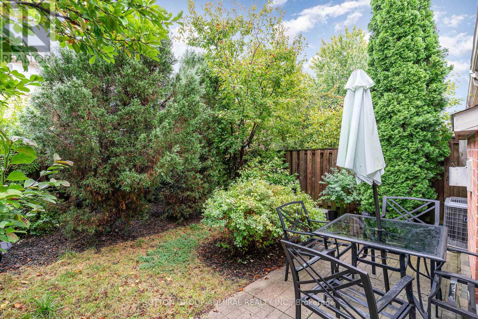 2225 AMBERGLEN COURT - Image 33