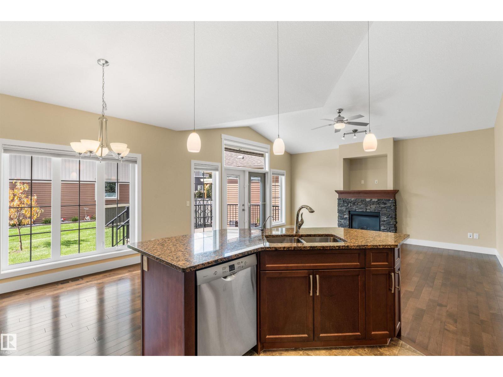 #214 50 HEATHERGLEN DR - Image 12