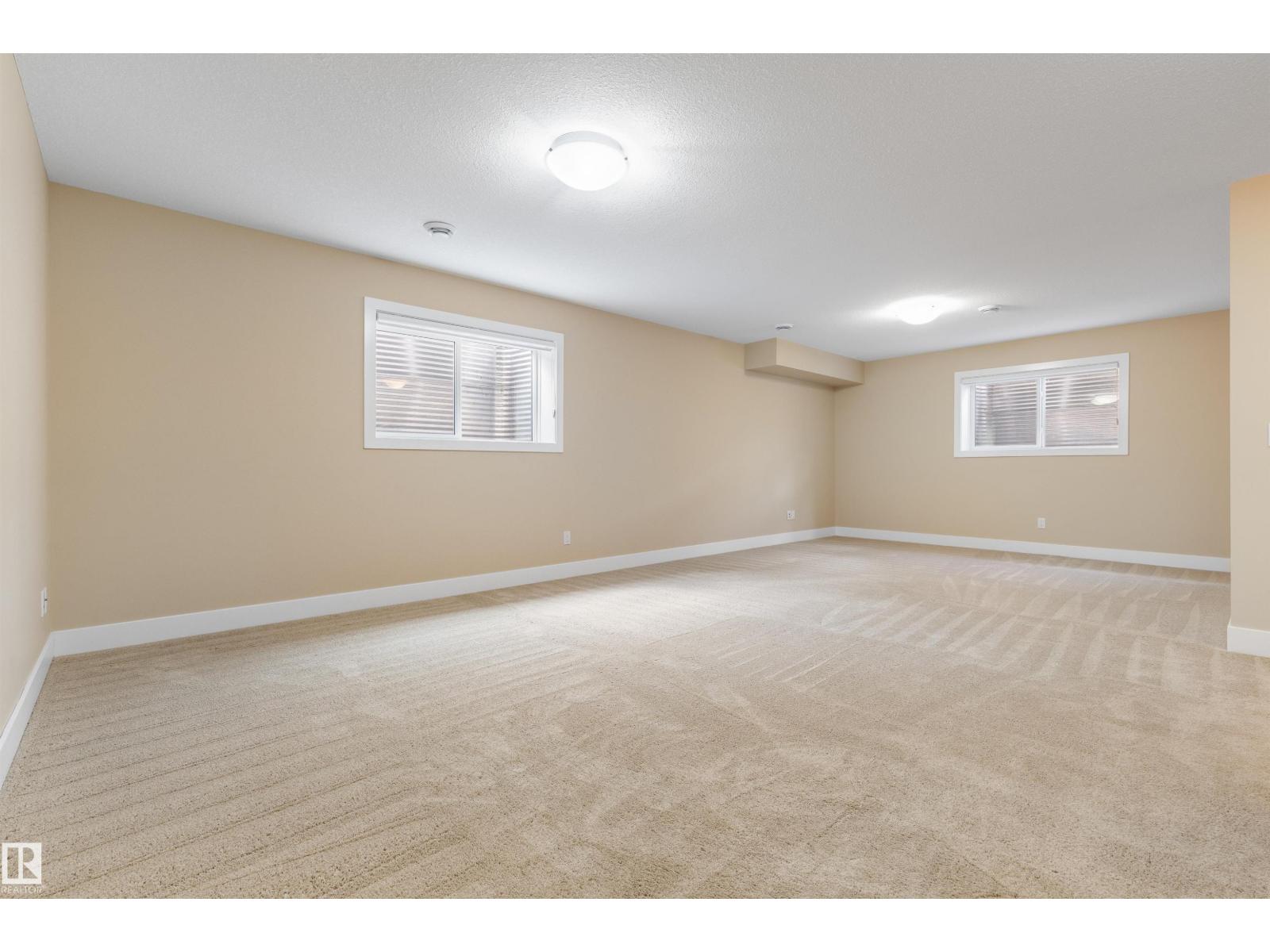 #214 50 HEATHERGLEN DR - Image 38