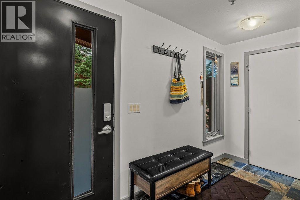 #302 113 Cave Avenue - 8