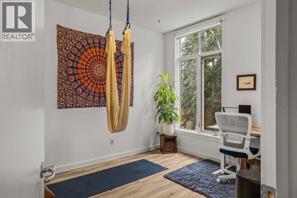 #302 113 Cave Avenue - Image 25
