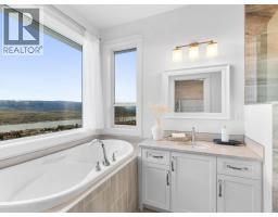 6666 Blackcomb Way, Vernon, BC V1B0A2 Photo 36