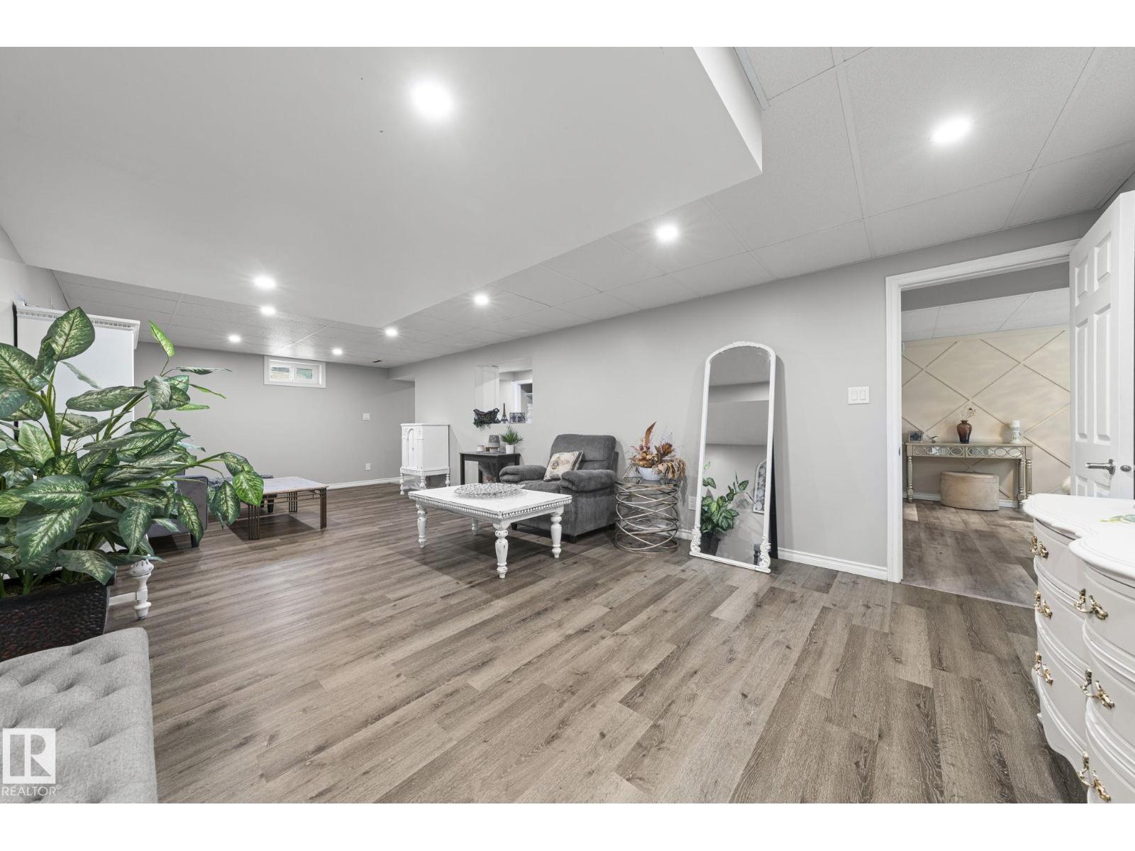 11119 31st NW - 23