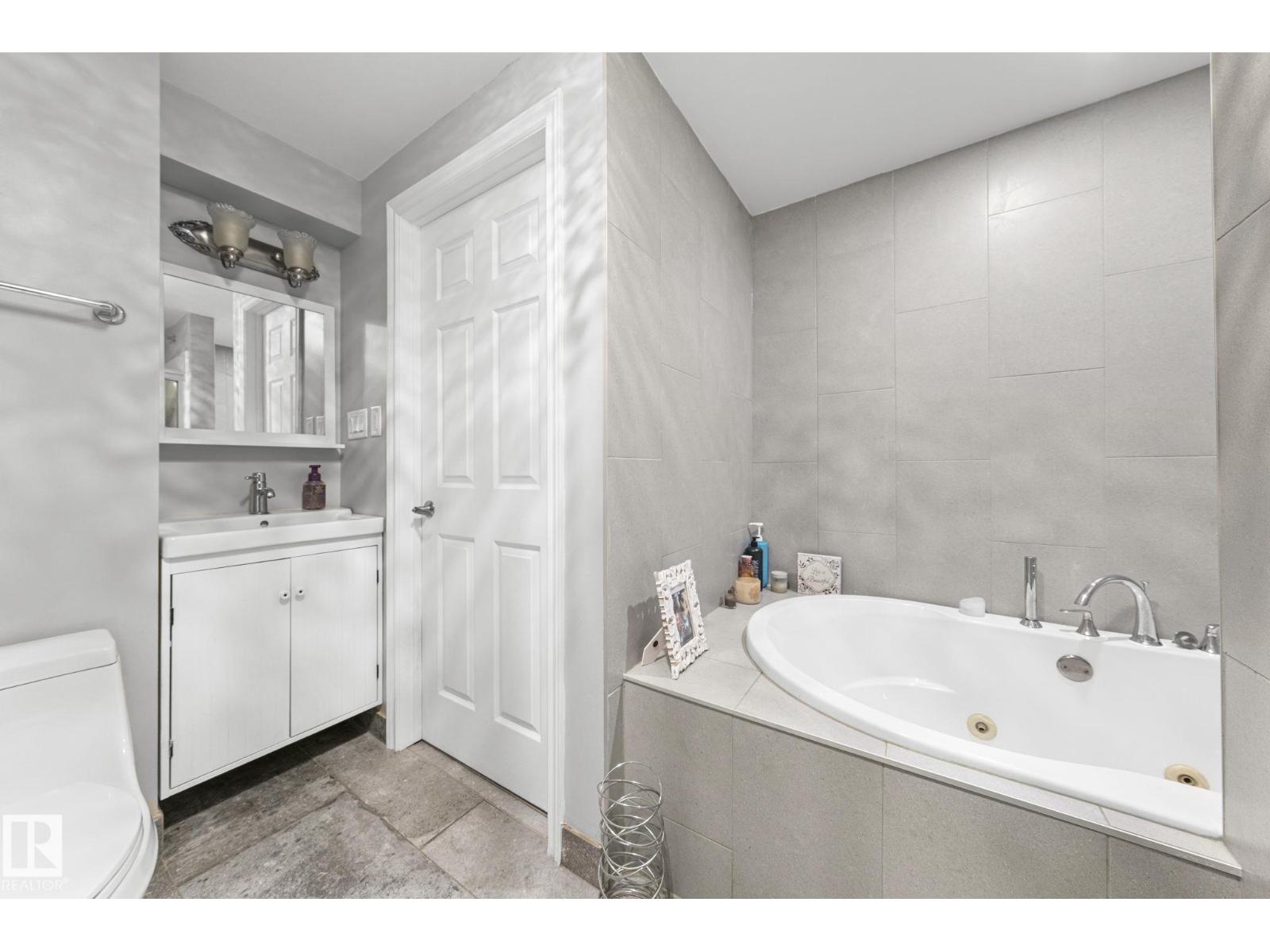 11119 31st NW - 31