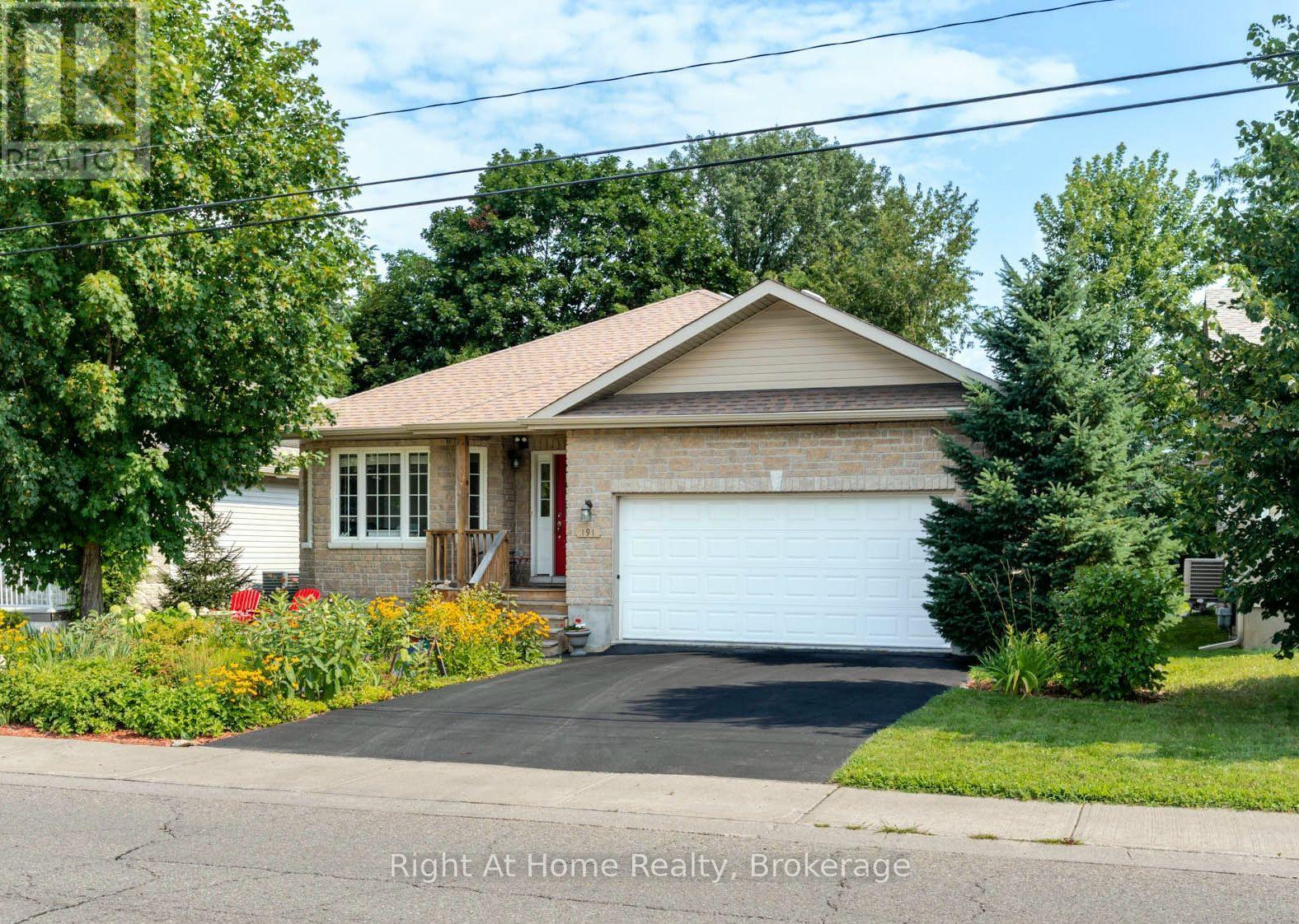 191 HAROLD STREET - 2